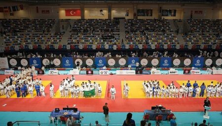 Kocaeli’de sporun her branşına güçlü destek