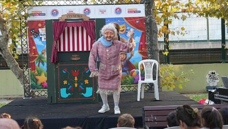 Maltepe’de yaz akşamları tiyatro ve konserle renkleniyor