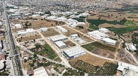 105 Adada Yol Kaplama Çalışmaları Başladı