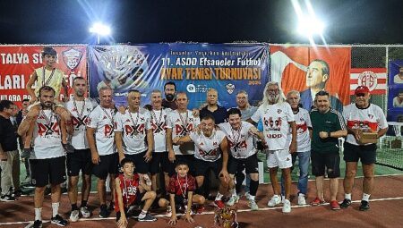 11. ASDD Efsaneler Futbol Ayak Tenisi Turnuvası sona erdi