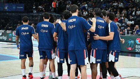 Anadolu Efes, yeni sezonda taraftarı önündeki ilk EuroLeague karşılaşmasına hazır