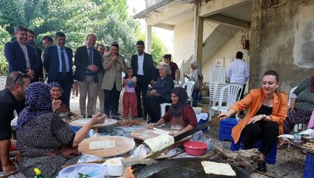 Antalya Büyükşehir Belediyesi’nden Serikli üreticilere dijital sensör desteği