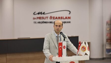 Atatürk Kütüphanesi Keçiörenlilerin Hizmetine Sunuldu
