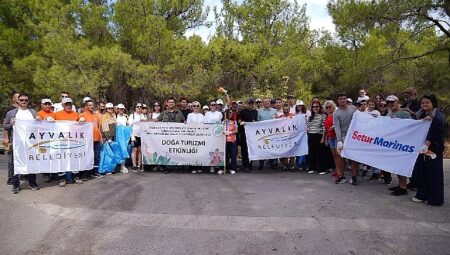 Ayvalık’ta Dünya Temizlik Günü ve Uluslararası Kıyı Temizliği Günü’nde Çevre İçin Sahadaydık