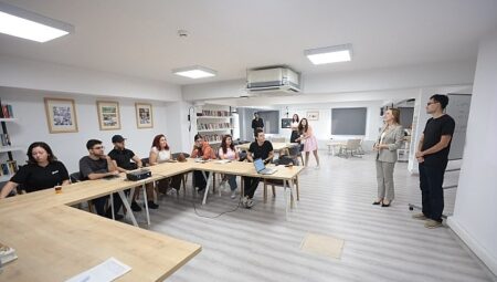 Başkan Mutlu, gençlerle yapay zeka atölyesinde buluştu