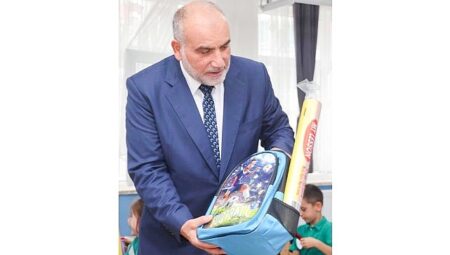 Canik Belediyesi’nden Aile Bütçesine Dev Destek: İlkokul 1. Sınıfa Başlayan Tüm Öğrencilere Çanta ve Kırtasiye Seti Belediyemizden Hediye