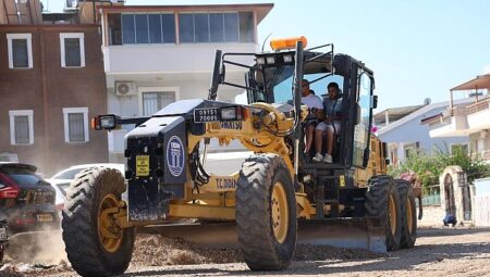 Didim Belediyesi’nden Efeler Mahallesi’nde Yol Çalışması