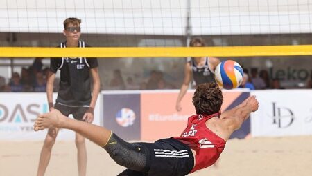 Foça’da yarı finalistler belli oldu