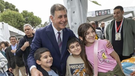 İZKİTAP sonbaharda Kültürpark’ta