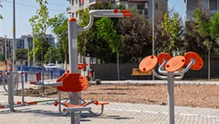 İzmir’in mahalle ruhu “yeşil dönüşümle” canlanıyor