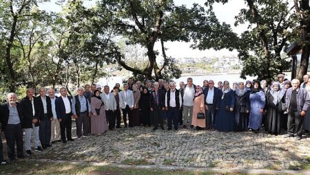 Kandıra’nın Büyükleri Saygınlar Kahvaltısı’nda Buluşmaya Devam Ediyor