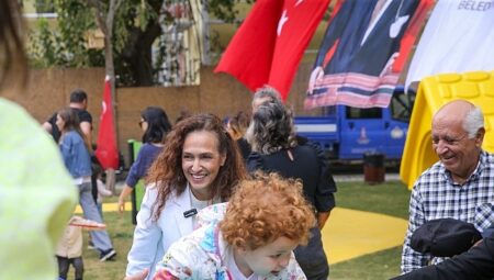 Karşıyaka’nın çocuklarına müjde: “Kent 95 Parkı” hizmete açıldı!