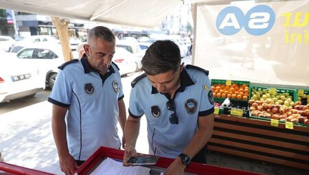 Konak Belediyesi’nden zincir marketlere sıfır atık denetimi