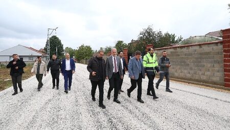 Kurşunlu Mahallesinde 8 Sokakta Sathi Kaplama Yapıldı