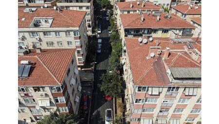 Maltepe Belediyesi Küçükyalı’da Asfalt Çalışmalarına Devam Ediyor