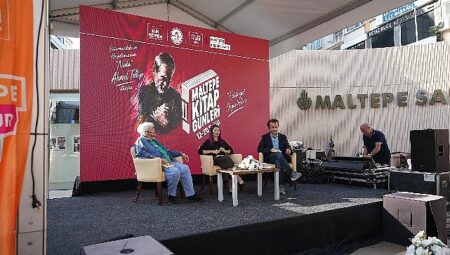 Maltepe Kitap Fuarı’nda İkinci Gün Edebiyat Rüzgarı Esti