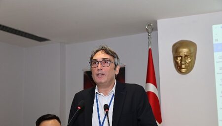 Nilüfer Kent Konseyi’nde Mustafa Berkay Aydın güven tazeledi
