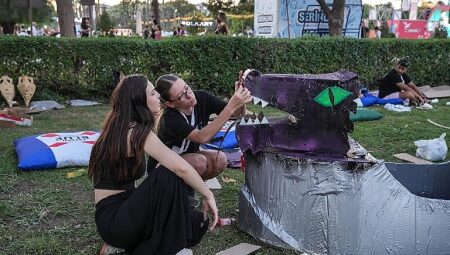 Red Bull Karton Tekne Yarışması fuar coşkusuna renk kattı