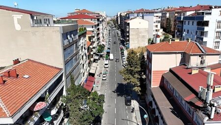 Şehit Numan Dede Caddesi yeni yüzüyle hizmette