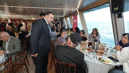 Üsküdar’da Gaziler Günü dolayısıyla tören düzenlendi