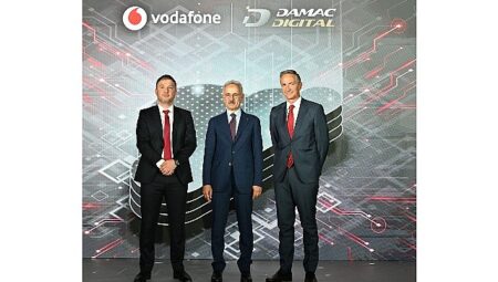 Vodafone, DAMAC Digital iş birliğiyle İzmir Veri Merkezi’nin ilk fazını yaklaşık 100 milyon dolarlık yatırımla hizmete açtı