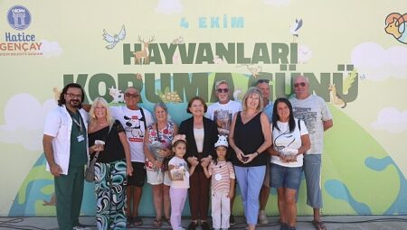 Başkan Hatice Gençay: “Hayvanların Yaşam Hakkına Hep Birlikte Sahip Çıkmalıyız”