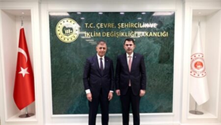 Başkan Tugay, Bakan Kurum’u ziyaret etti