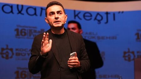 Budak: Kendi yolunuzu bulmanız gerekiyor