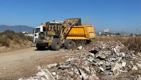 Burhaniye Belediyesi’nden Kaçak Moloz Dökümüne Sıkı Denetim