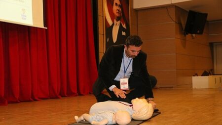 Çiğli Belediyesi’nden İlk Yardım Semineri
