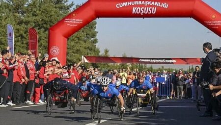 Cumhurbaşkanlığı Yarı Maratonu’nda şampiyonlar Bağcılar’dan çıktı