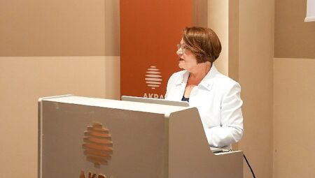 Didim Belediye Başkanı Hatice Gençay, Dünya Kardeş Kentler ve Turizm Zirvesi’nde Didim’in Turizm Vizyonunu anlattı