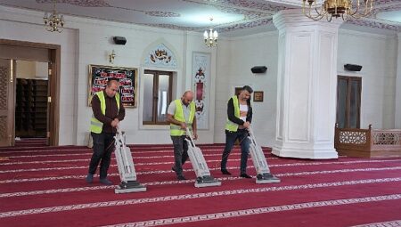 Keçiören’de ibadethaneler pırıl pırıl