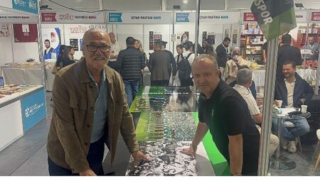 Kitap Fuarı’nda 46 yıllık hatıra