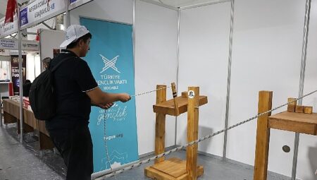 Kitap Fuarı’nda eğlence ve kültür bir arada