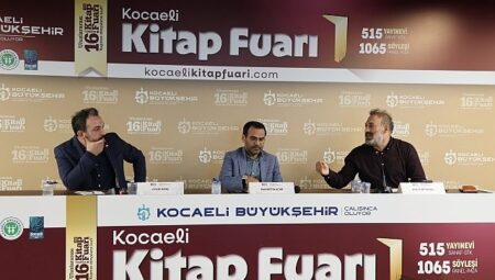 Kitap Fuarı’nda romanlarla yakın tarihe yolculuk