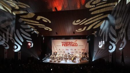 Maltepe’de Sanat Rüzgârı: 8. Uluslararası Maltepe Tiyatro Festivali Başladı