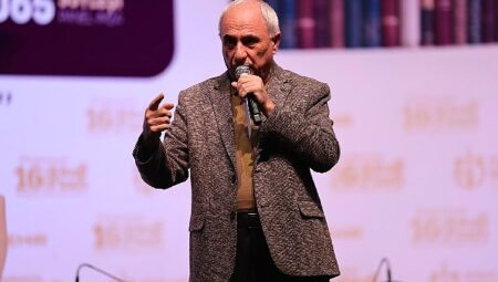 Nurullah Genç: “Çanakkale’yi yeniden yaşarız”