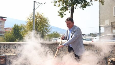Osmangazi’de Salça Bereketi İmeceyle Büyüdü