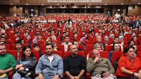 Özkara: Yapay zekâ inanılmaz bir kapı açıyor