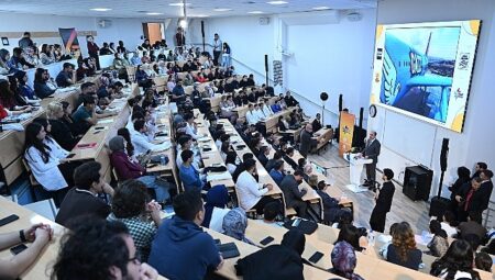 SÜ Tıp Fakültesi Öğrencileriyle Buluşan Başkan Altay:  “Boykot Konusunda Daha Fazla Hassasiyet Gösterelim”
